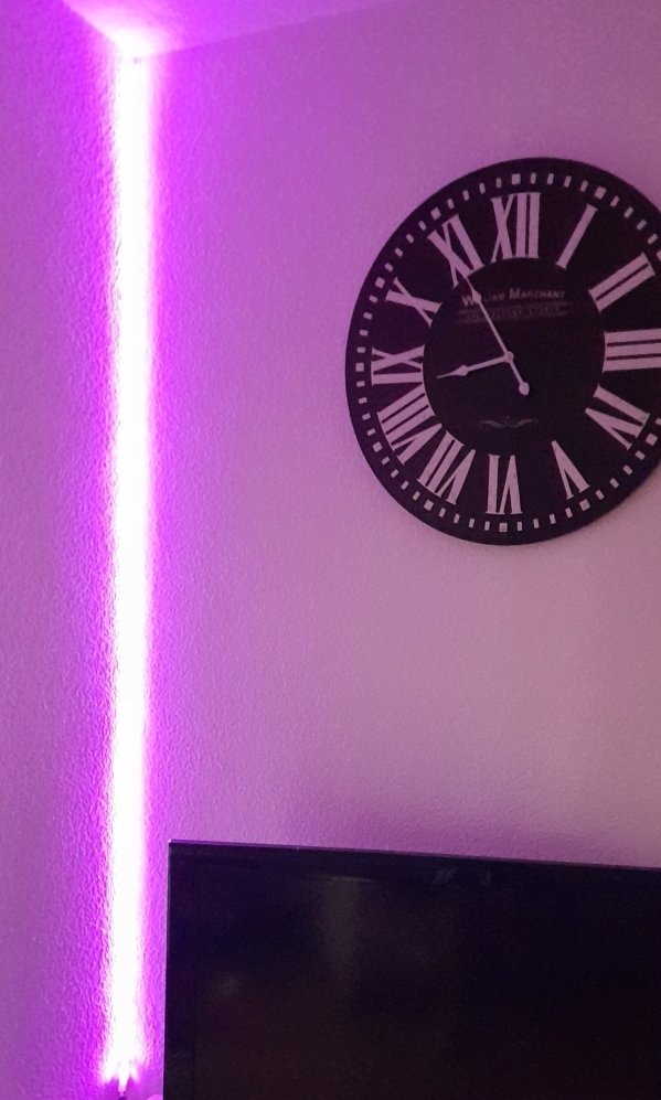 Aidaxx92ladymad's tweet photo. He estado poniendo una tira de leds de estas q cambian de color en un rinconcito. Venga, ya tenemos el club de lucecitas montado...
#colorterapia
#leds
#puesmola https://t.co/srItAnEsbo
