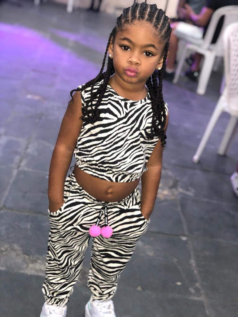 mayaracris22's tweet photo. Pretinha americana da mamãe 🤤🥰❤️ https://t.co/Ekh9S1WnEc