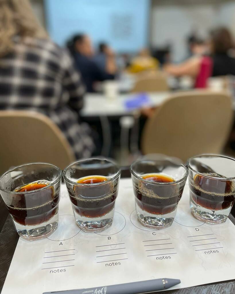 BARISTAMAGAZINE's tweet photo. Day 2 of Sensory Summit: Triangulation, tour of the UC Davis Coffee Center, and science science science 🔬 #sensorysummit #ucdaviscoffee #specialtycoffeeassociation #coffeeroastersguild https://t.co/xsGfGrIiuU https://t.co/V3Wb71uVQr