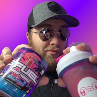 MrStarfyre's tweet photo. @GFuelEnergy Hello @GFuelEnergy! 

My name is MrStarfyre and I make content and work at a hotel! It has always been a dream to be with you guys! I love #GFuel passionately, I make GFuel content, and my community knows I love GFuel! Let's make this dream a reality!! #Starfyre4GFuel https://t.co/uou5KX5Wgh