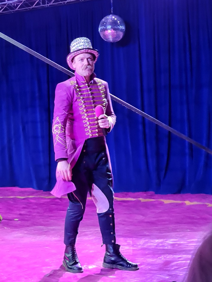 EmmaFirth11's tweet photo. @ThePaulosCircus @RufusHound We loved our visit to the circus after winning tickets on FB!My girls have Autism &amp; selective mutism, outings can be tricky for us but they clapped &amp; laughed the whole way through! The show was amazing 🥰 thankyou 💜 🎪 https://t.co/jA5pkie4rt
