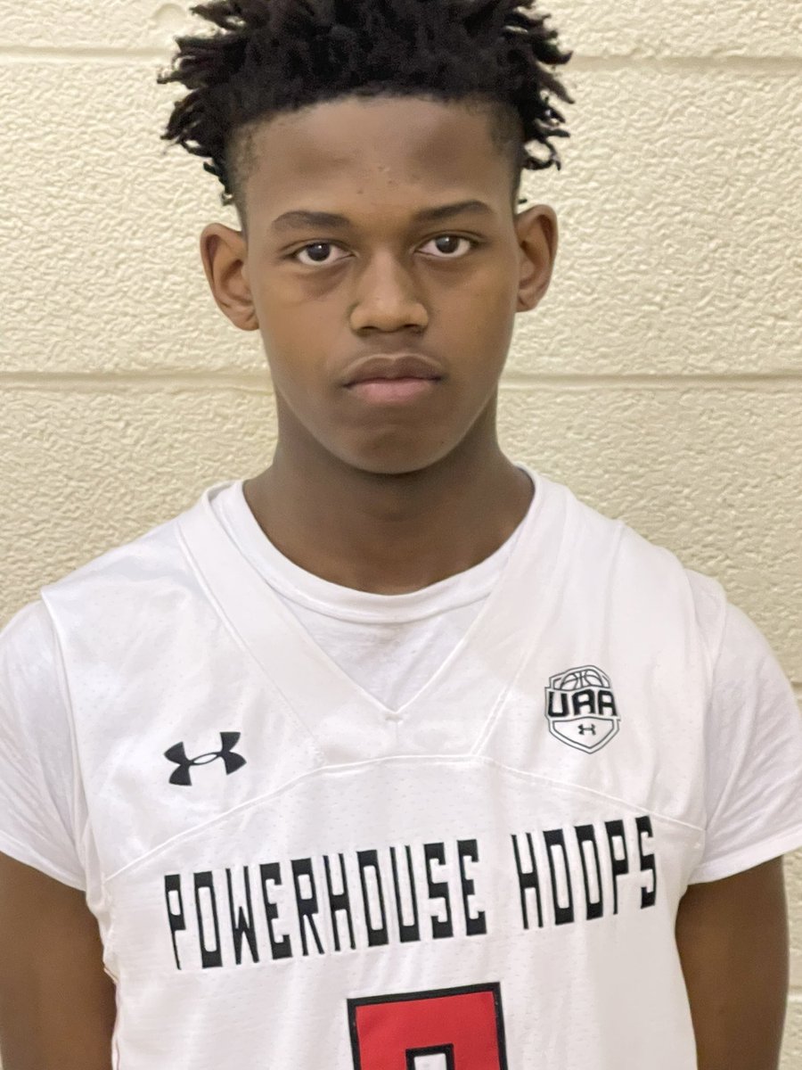 PowerhouseNe's tweet photo. @hitman_zay C/O 23 is my best defender on ball. He has really started trusting in my process and has been exploding on the offensive end as well. Knocking down 3s and getting to the rack. He’s also 1 of my top Shot Blockers @RL_Hoops @OmahaHSHoops @PrepHoopsNE @BleacherPreach4 https://t.co/CngmPqlwY1