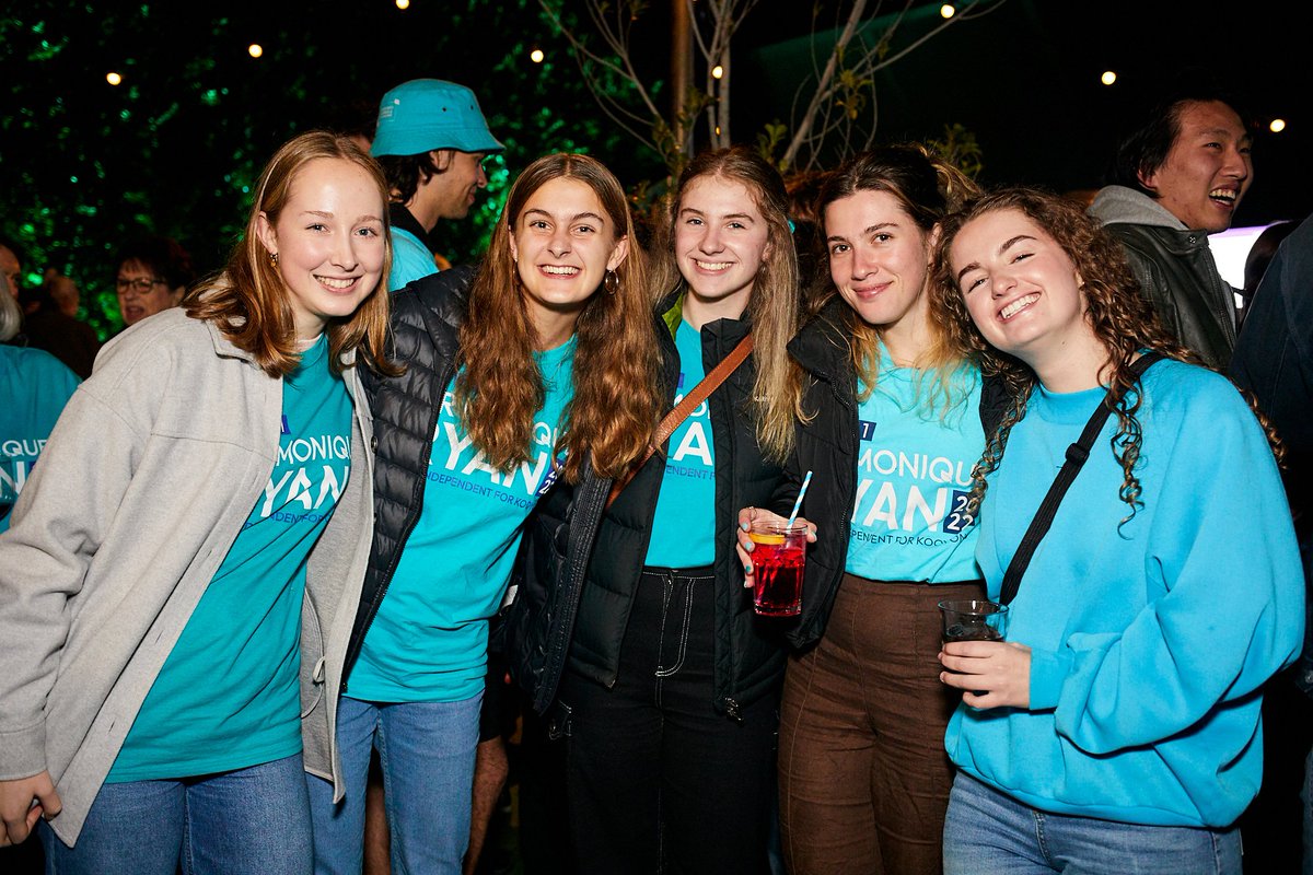 Mon4Kooyong's tweet photo. What an amazing night.

Thank you for joining us at the Auburn Hotel on Saturday to celebrate the changing of Kooyong's climate.

I'll be forever grateful to every single volunteer, donor and supporter. We couldn't have done this without you.

#auspol #Mon4Kooyong #KooyongVotes https://t.co/ub7HSAJkT1