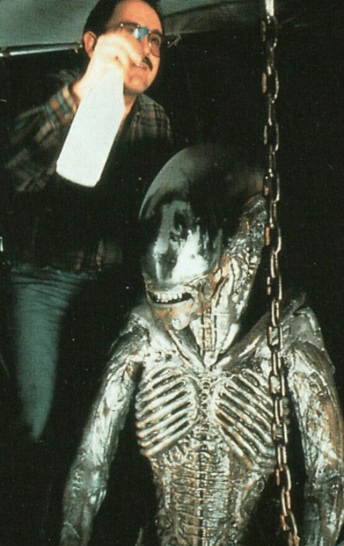 GendraudA's tweet photo. Alien Dog #davidfincher #xenomorph #Alien330th https://t.co/zpOEgafIgP