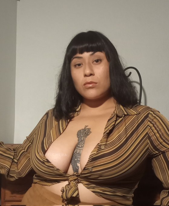 Se&ntilde;ora🦂 https://t.co/nWC2KGLzds<a href="/tag/bbw"class="tags"><span>#bbw</span></a><a href="/tag/bigboobs"class="tags"><span>#bigboobs</span></a><a href="/tag/tijuana"class="tags"><span>#tijuana</span></a><a href="/tag/laficheravirtual"class="tags"><span>#laficheravirtual</span></a><a href="/tag/mu"class="tags"><span>#mu</span></a>
