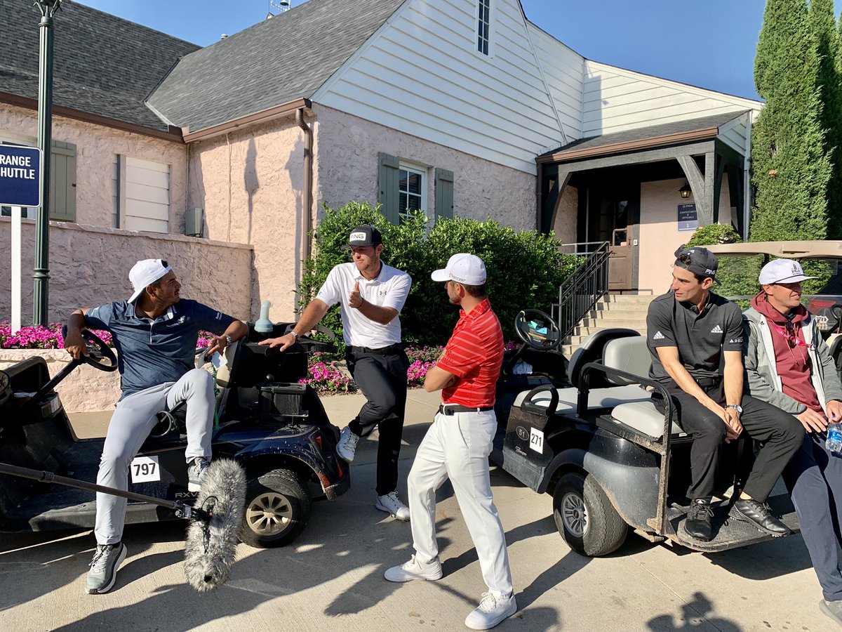 dylan_dethier's tweet image. Joaquin Niemann, Abraham Ancer and Sebastian Munoz stuck around to greet Mito in the parking lot. Pretty cool to have friends like these