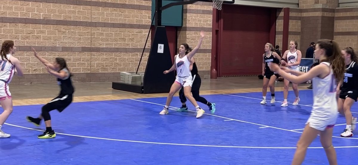 Undefeated this weekend 4-0 <a href="/SelectEventsBB/">Select Events Basketball</a> AC Showcase      👀AVG wins by 24pts 👀
whole team was playing 🔥
GREAT team bonding and wknd for all..
<a href="/PGHVirginia/">Prep Girls Hoops Virginia</a> 

 #keepworking
#finishstrong