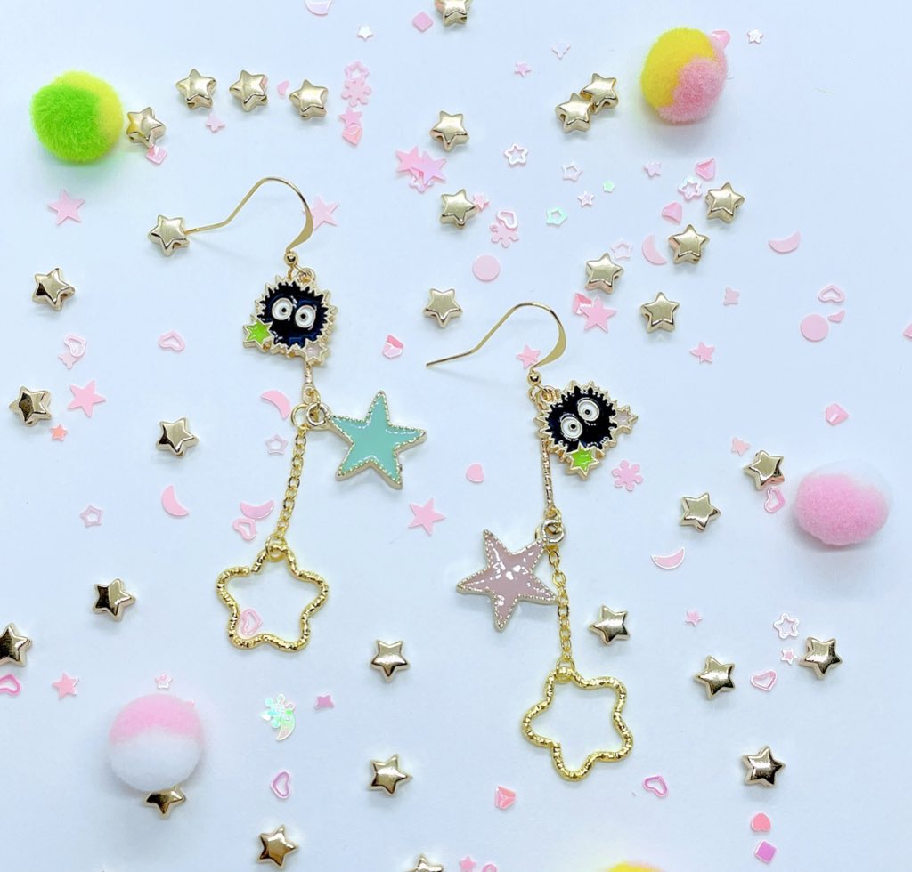 💝 Offers 💝

Everything's 10% off.
Buy 2, get 20% off.
Buy 3, get 25% off.
Buy 4, get 30% off.

Which cute sprite will you take home? 
Magicalmoestudio.Etsy.Com