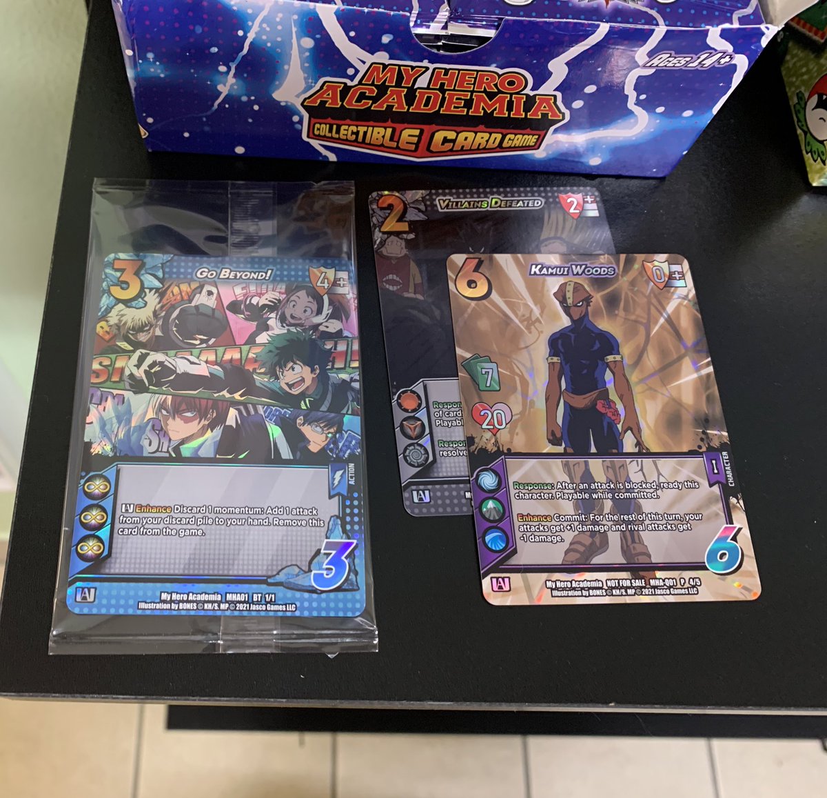 Got 2 of the #myheroacademia #collectablecardgame booster boxes in. With these box toppers inside!
#tcg #mha #mhatcg #deku #kamuiwoods #bakugo