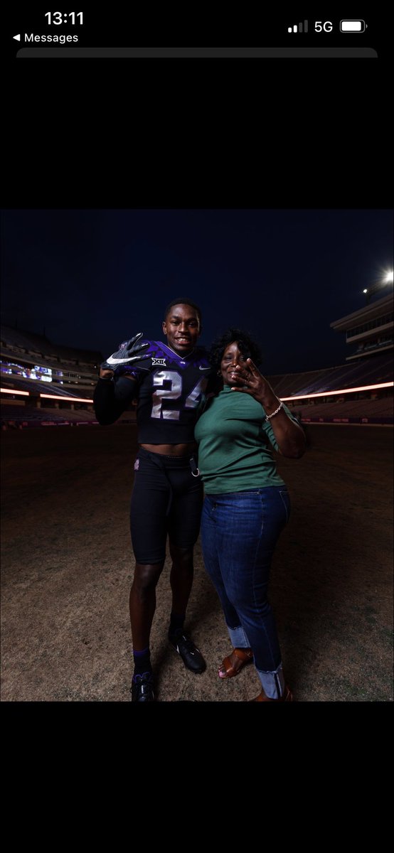 BumpnRunFig's tweet photo. HONORED. #FunkyTown @TCUFootball https://t.co/03t6IYey6u