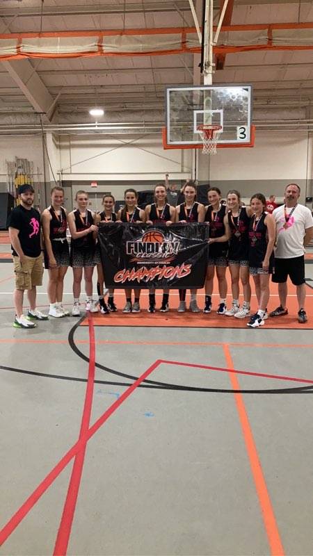 LadyWarriorsBa1's tweet image. Lady Warriors @gbabasketball 10/11th grade Findlay champions