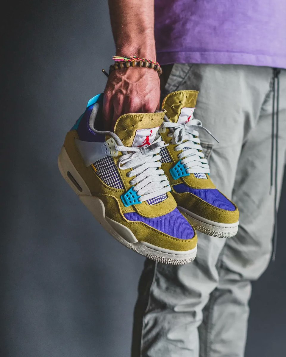 SneakerNews's tweet image. Has the Union LA x Air Jordan 4 grown on you since the release?
(via ad__sneaks/IG)