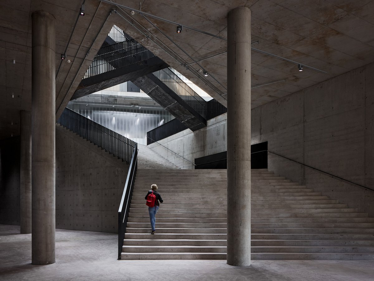 RT @SoniaBarragan_: Universidad de las Artes de Helsinki / JKMM Architects https://t.co/fy33a5us2w https://t.co/E4gV9sGDNp