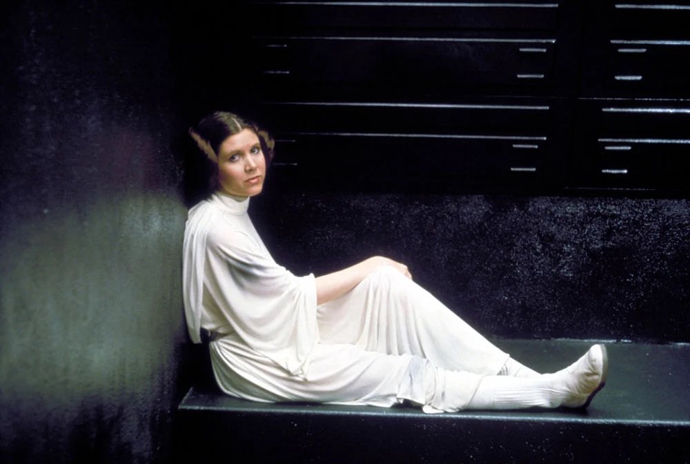 comfort for leia stans (@leiacomfort) on Twitter photo 