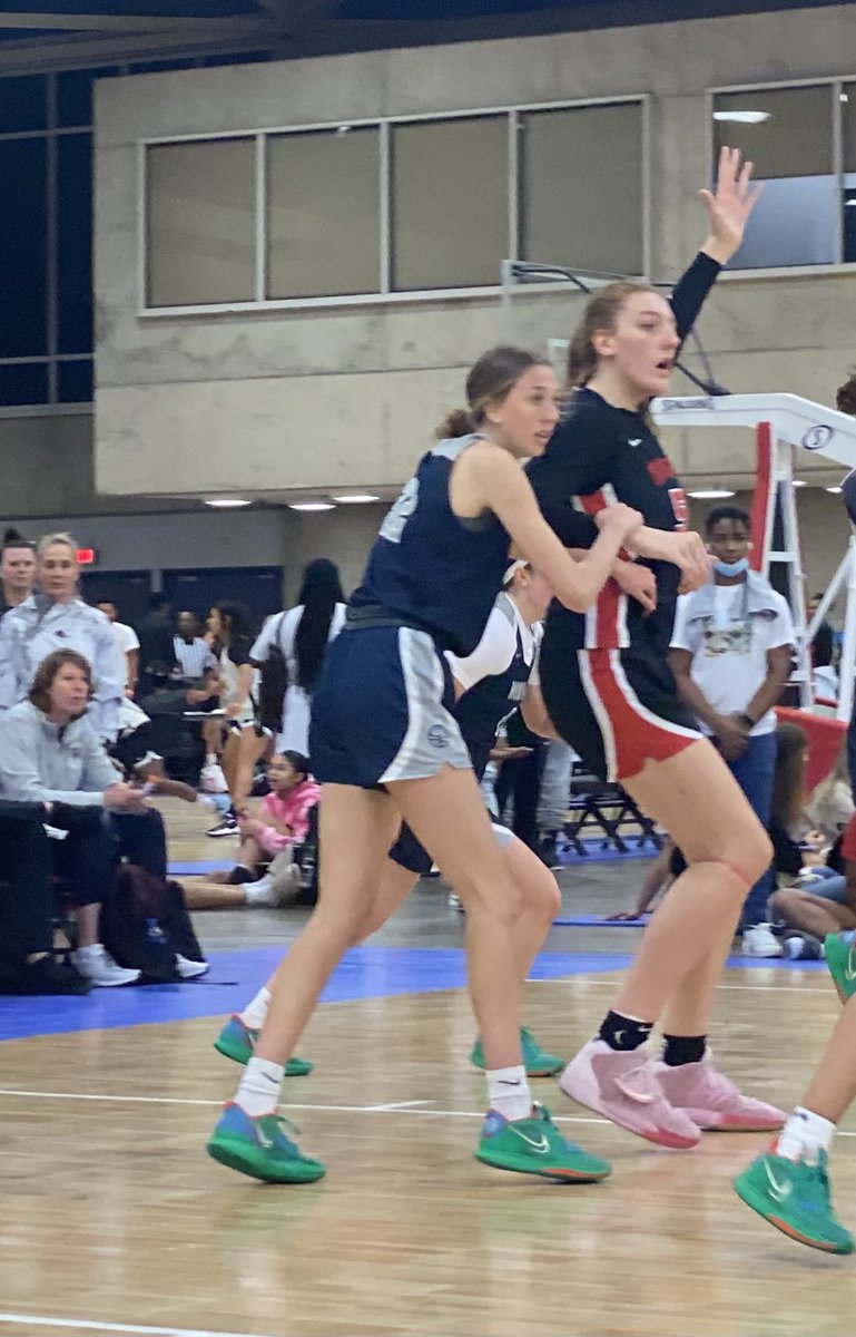 NorthTartan's tweet photo. Point blank ⁦@ellajohnson40⁩ committed to Montana State was absolutely awesome vs Drive Nation in the Chip’! All aspects of the game! https://t.co/R8RwCfFCN6
