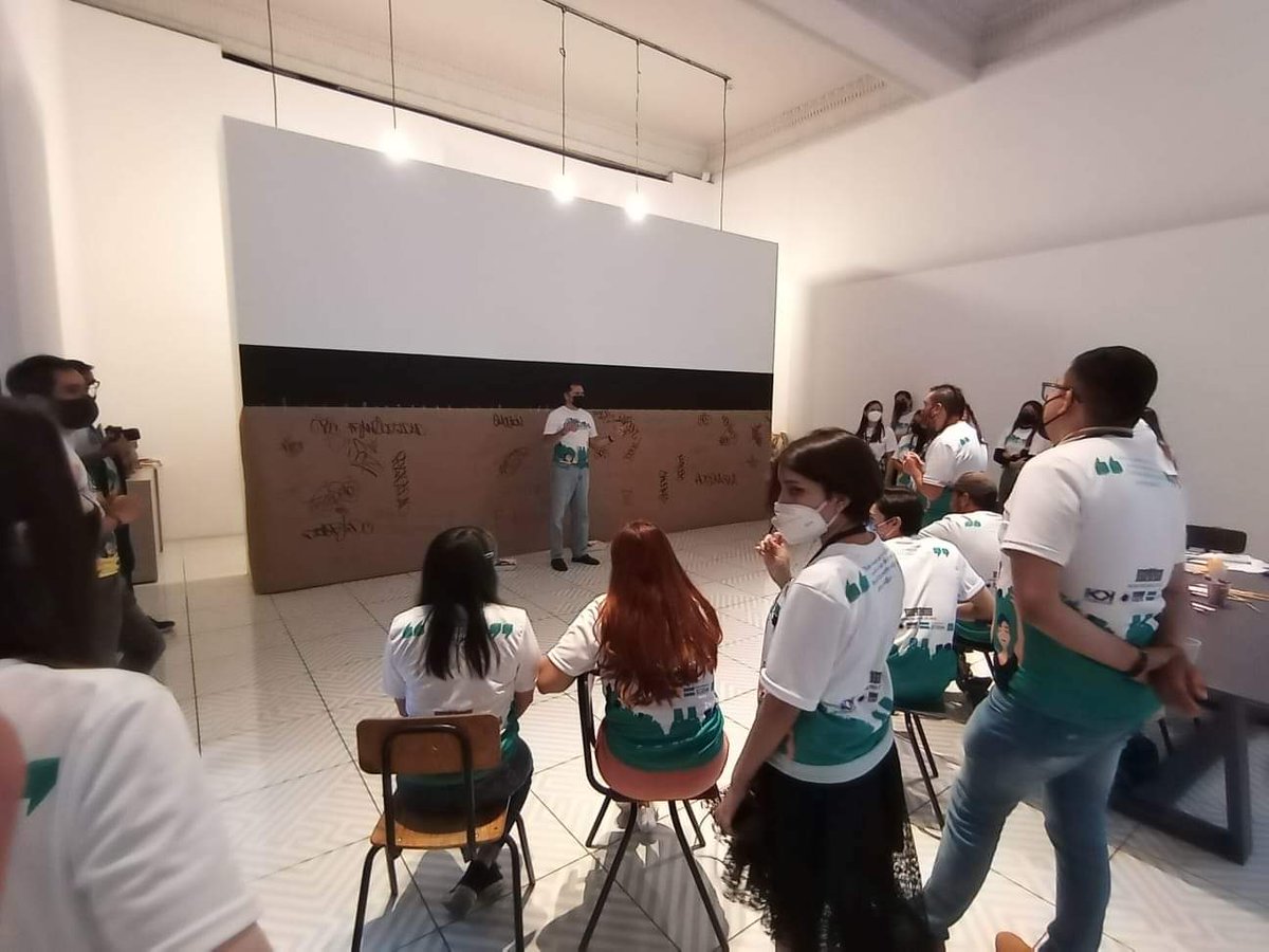 HABITUSAC's tweet photo. Nos encontramos participando en un concurso internacional con Switch The Word, orientada en atención a juventudes.
Registrate en el sitio y al final de la página aparecerá un corazón. Con un click, nos ayudarían mucho a fortalecer nuestra iniciativa. 
https://t.co/jEO2SbjFKj https://t.co/OjQ9lgd0VK