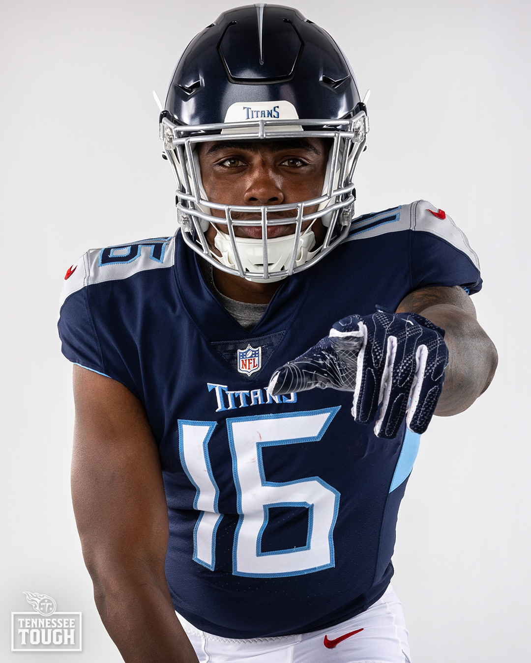 16 tennessee titans