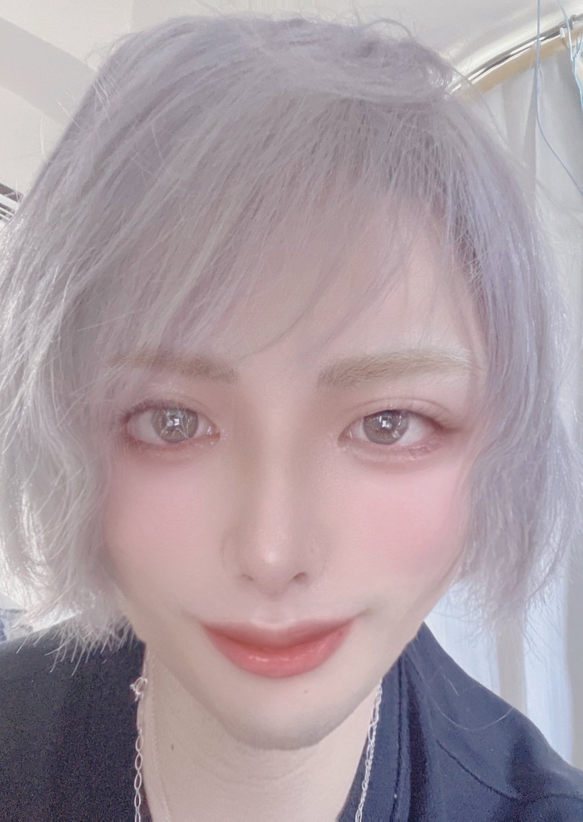フォロワー増やしたいので協力お願いしますん
左が加工前で右加工後。笑笑
すごい変わる笑笑
#私をフォロー
#固定ツイートをRT
#フォロバ100絶対します
#固定ツイートRT
#固定RT
#相互RT
#相互フォロー100
#RTした人全員フォロー
#いいねした人全員フォロー
#相互支援
#相互フォロー募集
#相互フォロー