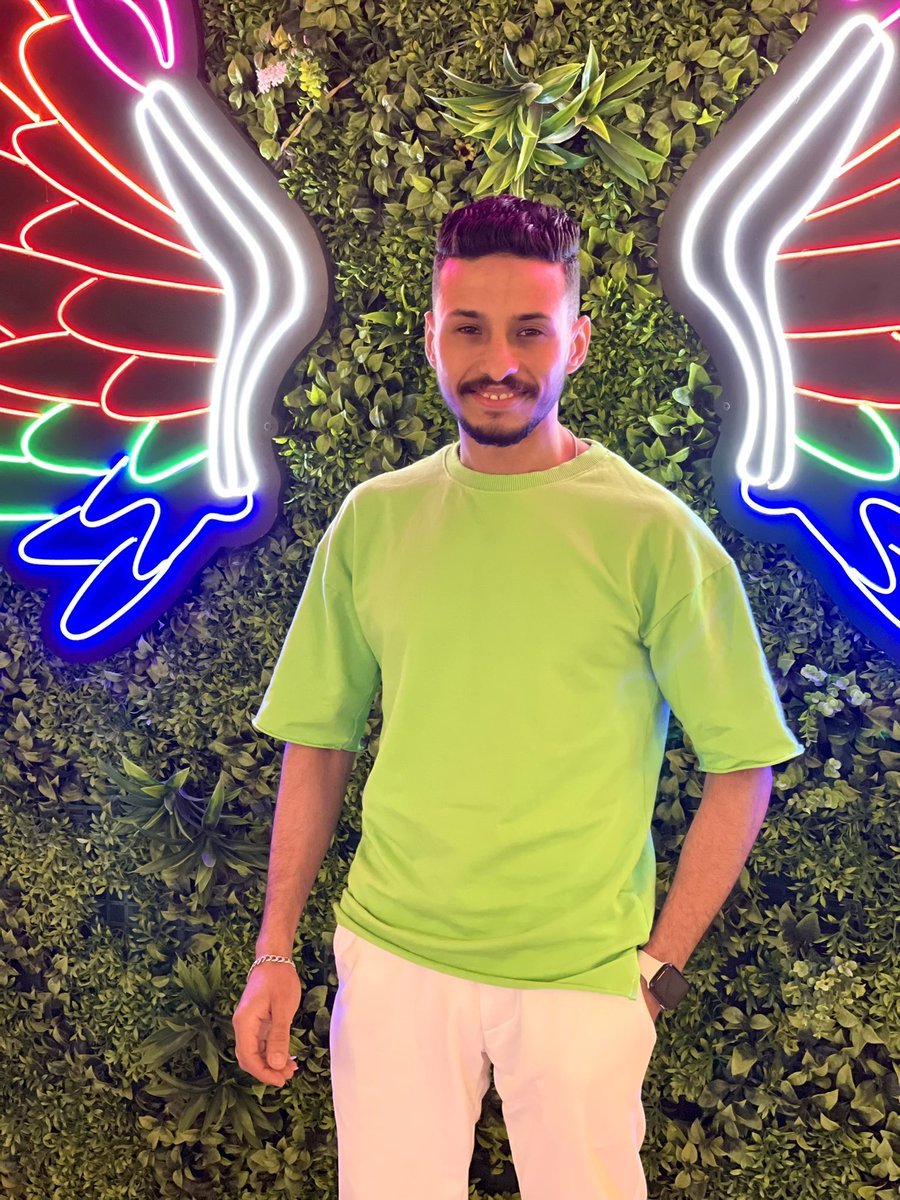 M7mdShokr's tweet photo. دول مش نجوم انا السما وعارف بقولك اي 😉🌶 https://t.co/tfOe9XB3r3