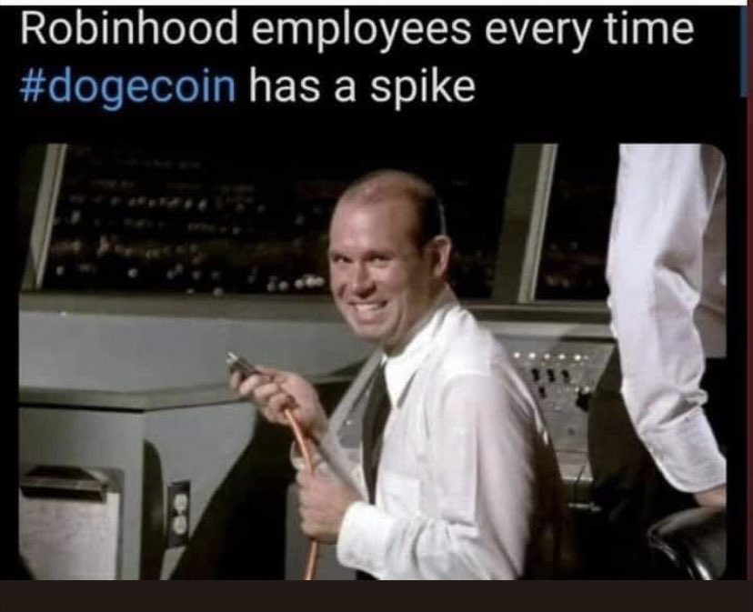 jrdavidmitchell's tweet photo. Throw back to #dogecoin 2021 when Robinhood pulled the plug on us lol 1 year ago today 😵‍💫😭🤮 https://t.co/qOPRTJ45Ms