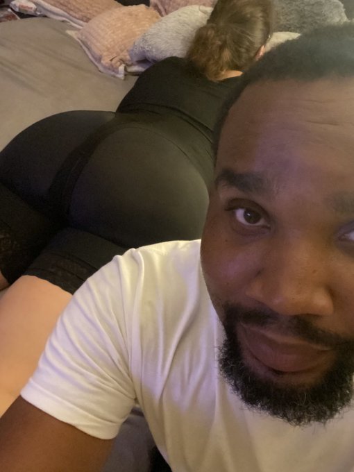 My love taking care of me lol while also ensuring he has proof💖🤣🤣🤣 https://t.co/cWvRyHlIch<a href="/tag/selfies"class="tags"><span>#selfies</span></a>