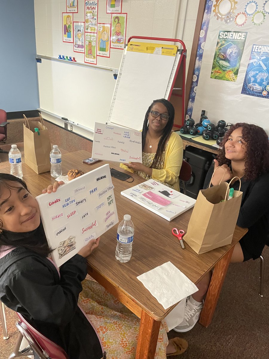 James A. Garfield School 31 tweet media