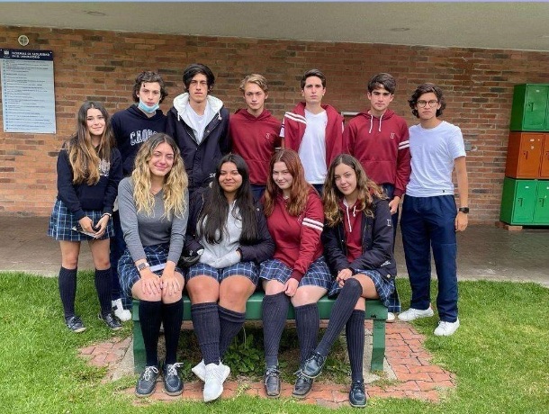 AtlasDiversidad's tweet photo. #AtlasDiversidad | Un #Multiproyecto colaborativo internacional, con la participación de alumnos y docentes de distintas escuelas y diferentes países. https://t.co/E2kIikc08g #Plurilingüismo, #Interculturalidad, #Colaboración #atlaslab https://t.co/2LfpywAoEG