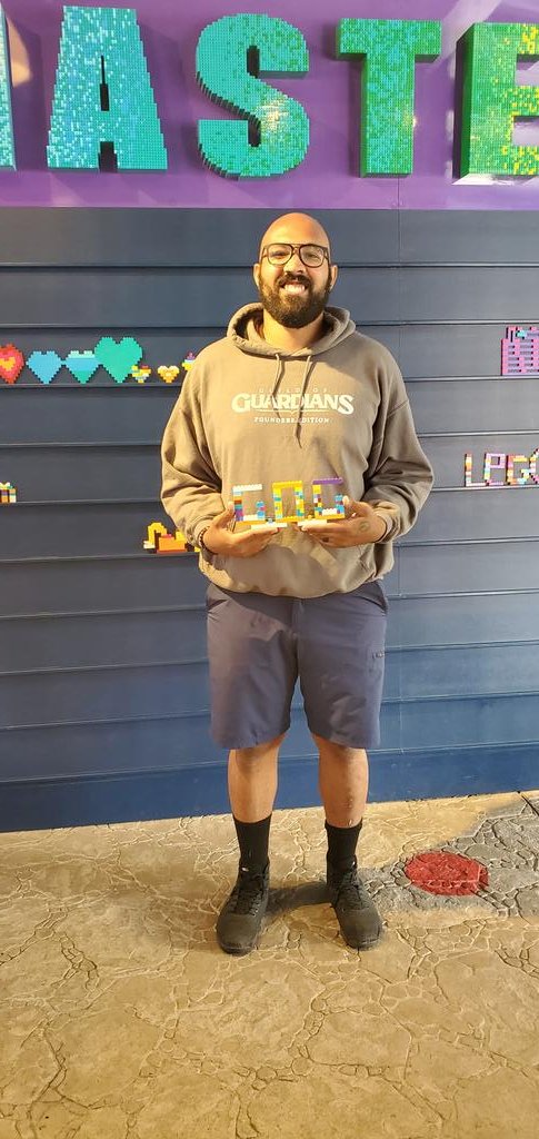 StepFam0001's tweet image. Can we get some @GuildOfGuardian Lego Play Sets in the future 🥺👉🏾👈🏾. 

#WeAreGuardians #W3B #BuildersGottaBuild #NFTCommUnity #AmbassadorLyf #RPGMobile #LegoLand