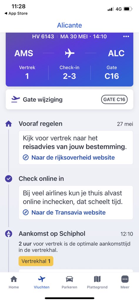 MarkHeuten's tweet photo. En dit is het advies op de officiële  @schiphol app en site. 2 uur van te voren is vroeg genoeg🙃. We waren er 5 uur van te voren, maar het wordt spannend😡 https://t.co/TaUOreSs67