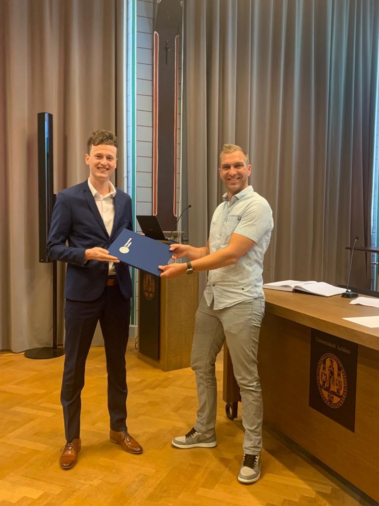 HerpesLabNL's tweet photo. Congratulations, Mike! After performing an 8-month internship in the HerpesLab, Mike Eterman received his MSc degree in Biomedical Sciences (Leiden University Medical Center) from @OuwendijkWerner https://t.co/Zd2XuACCfY