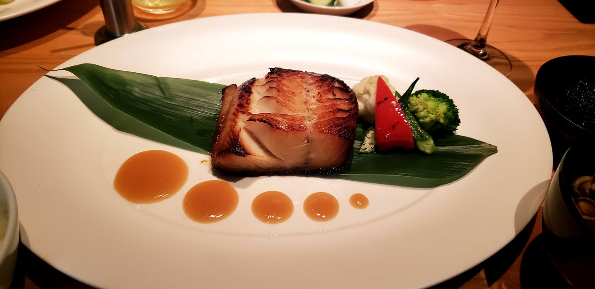 Eriko_Takurose's tweet photo. Uni Nori Tacos
Toro Tartar Caviar
Baby Sazae with Bourguignon Butter
Fruit Tomato with Bonino Frakes Matsuhisa Dressing
Black Cod with Miso
served with Miso Soup & Rice
#NobuTokyo
#NobuWeek
#nobuintown
@matsuhisajapan
@MatsuhisaW https://t.co/X1stLINZv9