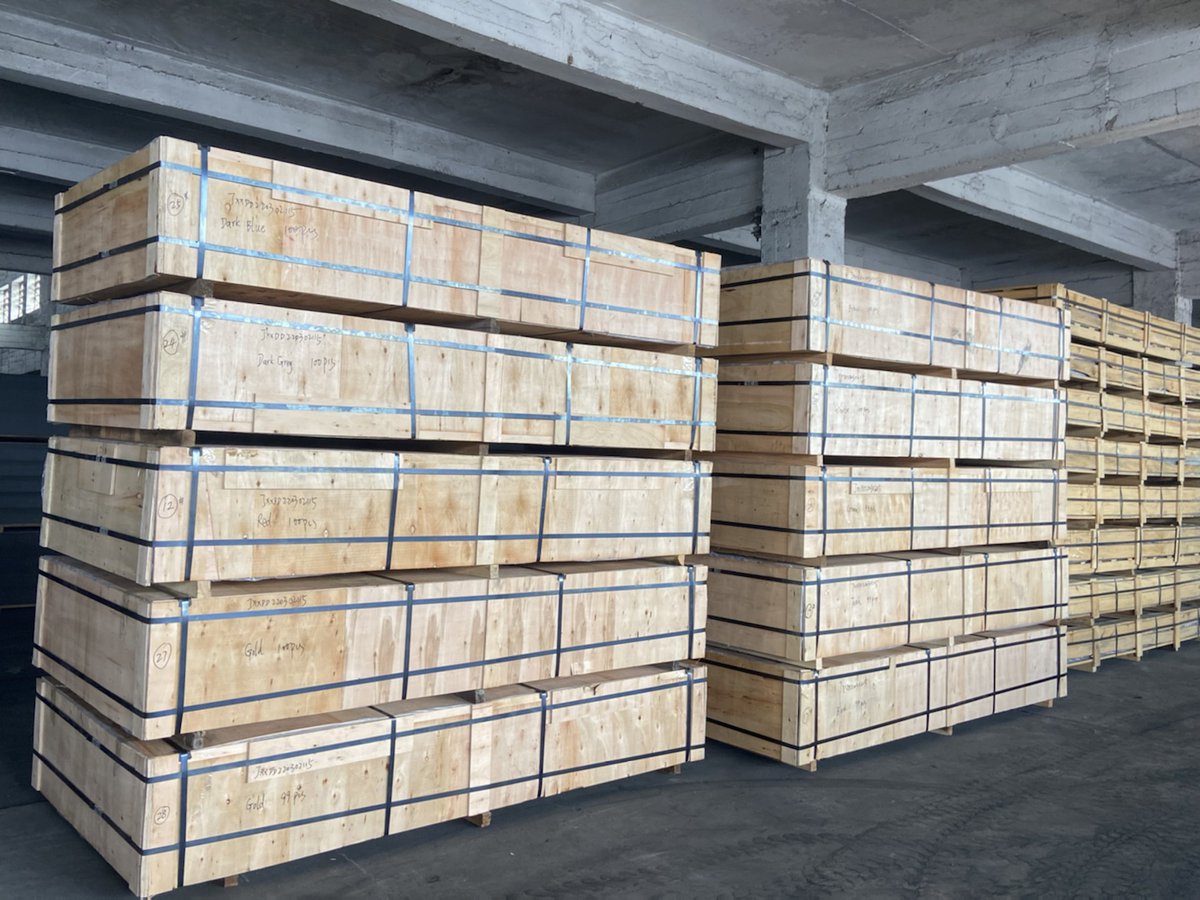 BondLike1's tweet photo. Done a container, keep going, Goodsense🥳🥳🥳
#Goodsense #acrylicmirror #acrylicsheet #mirror #acrylic #goldmirror #design #lasercut #ordertogo https://t.co/zbZH85ffAU