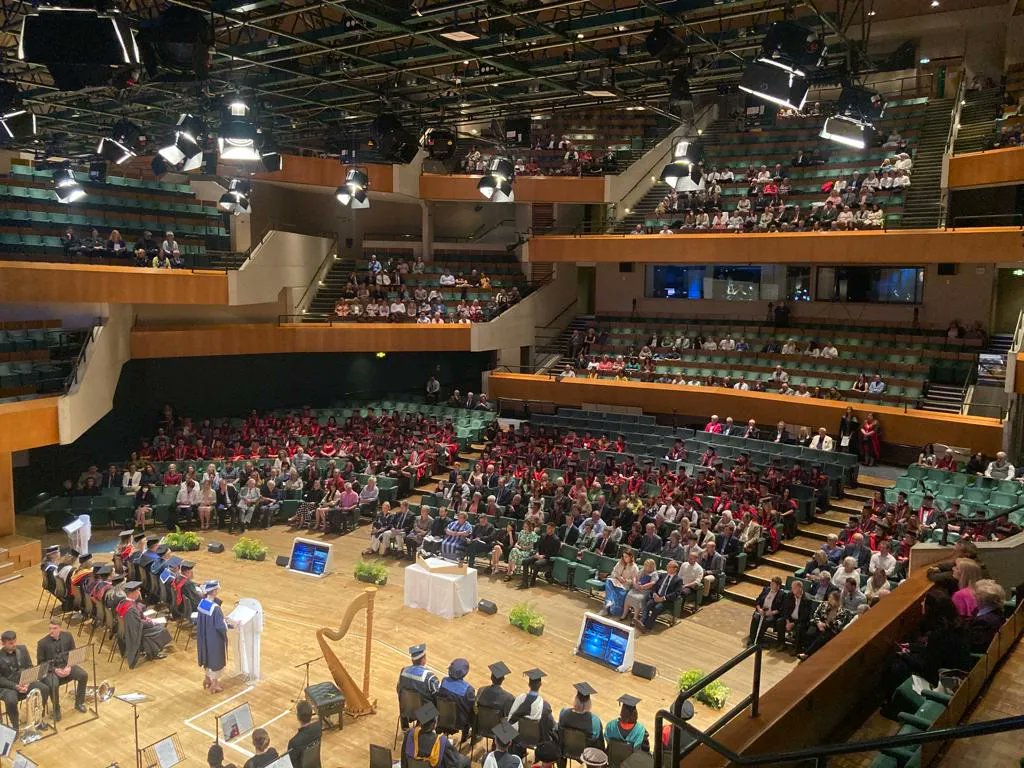 Today is the day! Congratulations to the class of 2020 and 2021. It’s great to see so many students return to graduate @StDavidshall. 
#rwcmd #RWCMDcreative #rwcmdgrad #graduation #graduationceremony