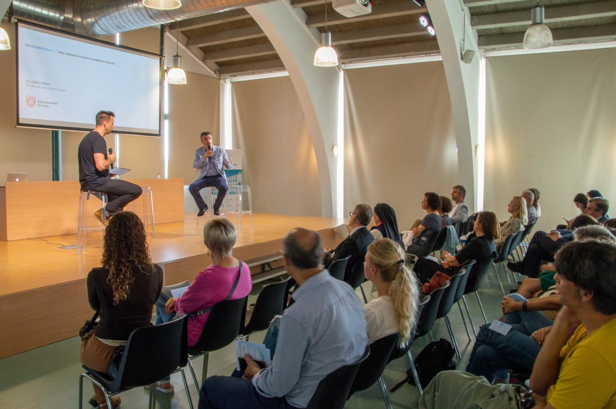 Continuem treballant per crear més sinèrgies i sumar més agents al projecte Invulnerables impulsat per la <a href="/FundlaCaixaCAT/">Fundació ”la Caixa”</a> i <a href="/sorluciacaram/">Sor Lucía Caram</a> i que lluita contra la pobresa infantil.

Aquest matí hem celebrat una jornada on hem explicat la proposta als empresaris de #Salt