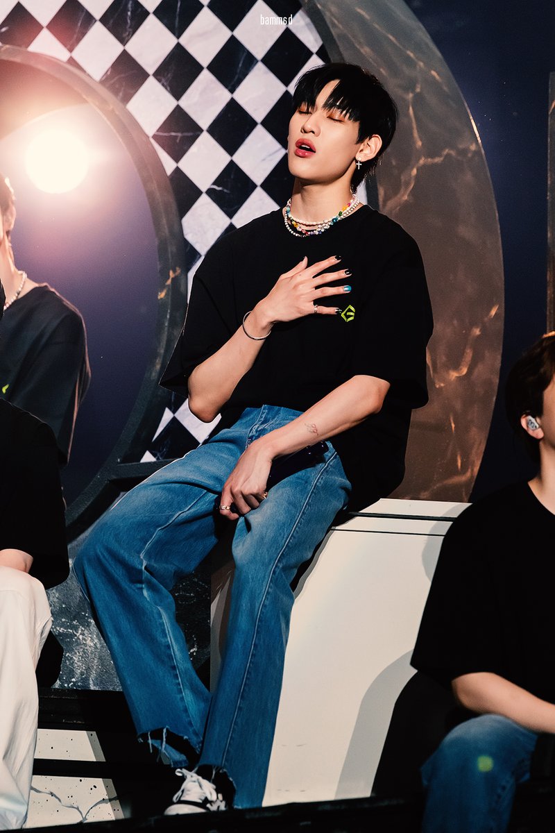 진짜 엔젤 아니냐. 뱀아 너 천사지?
<a href="/BamBam1A/">BamBam</a>