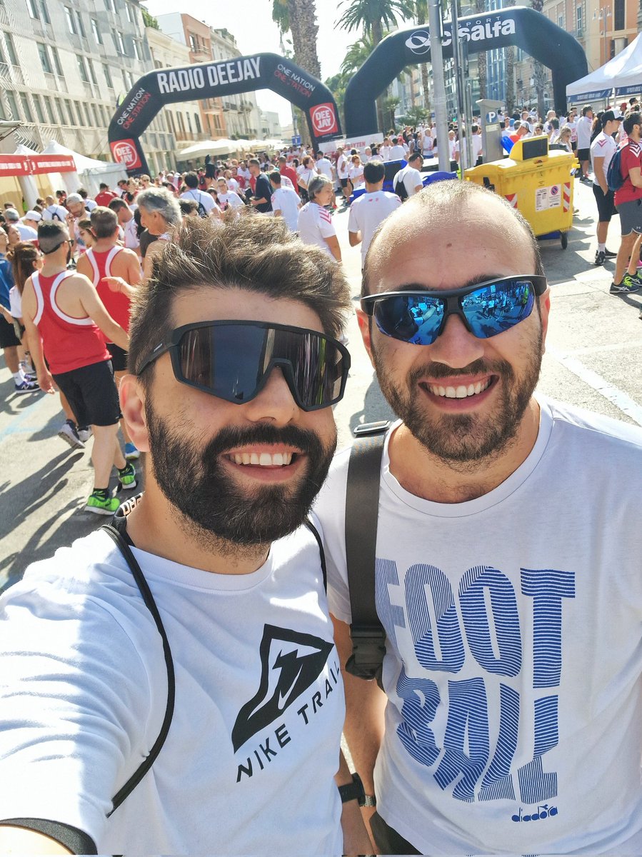 domynus23's tweet photo. #deejayten #deejaytenbari @radiodeejay 😎👋 https://t.co/G7ZrUKAtG1