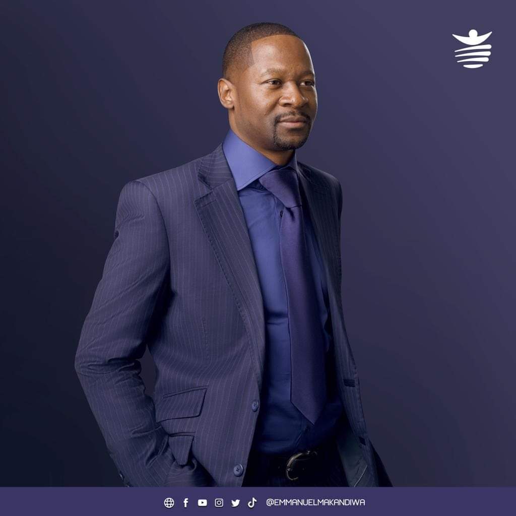 prmakandiwa's tweet photo. From today your life must be readable. When you tell people that God is good, your lifestyle must bear witness. 

You have been made a written epistle. Let the Word be made alive through you!

#results 
#Evidenceofgrace 
#success 
#EmmanuelMakandiwa 
#RuthEmmanuelMakandiwa https://t.co/qKHc3ntkVK