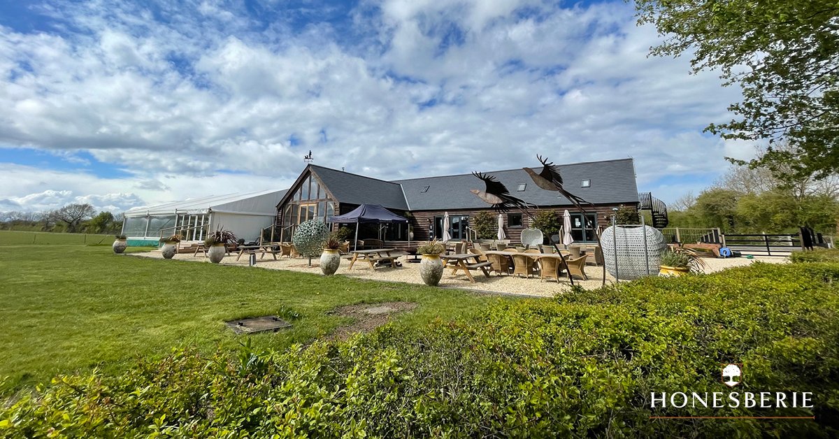 Hire the club! Perfect for parties, receptions and private functions 🥂🍾 we're taking bookings for the rest of the year. Email Sam for events on sam.tidy@honesberieshooting.co.uk

ow.ly/Gwn450J5IfH

#venue #hire #warwickshire #events