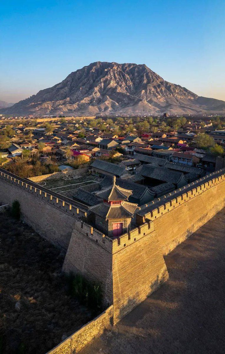 600-year-old Jiming Post House 鸡鸣驿，
the largest, best-preserved and most distinctive ancient post house along the north post road in ancient China, 
Huailai County, 
about 93 miles (150 kilometers) to the northwest of central  Beijing.