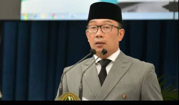 KompasTV's tweet photo. Ridwan Kamil Diizinkan Berada di Swiss hingga 4 Juni 2022 Pantau Pencarian Anaknya https://t.co/qqfR05jAtB https://t.co/4DiRfVEshw