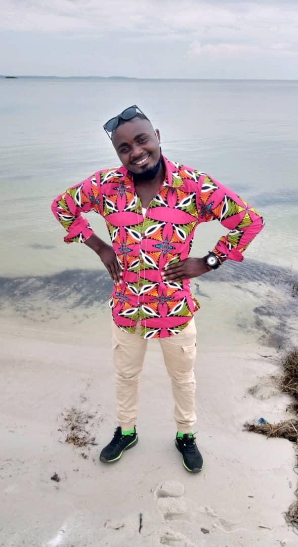 TumuramyeGordon's tweet image. Happy happy birthday brother. You have proven many wrong and time again shown you will never give up but fight. May the good Lord continue to bless you and the works of your hands. Enjoy your day bro and a very happy 28th birthday dear 🎊🎉♥️🙏