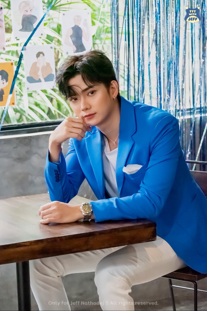 tttwithjeff's tweet photo. คุณบอสแวะมาตรวจงานที่คาเฟ่และแกล 💙

#nathadej #หมี่เย็นเพิ่มเส้น 
#flywithnathadej0525 https://t.co/8HS8jko6aM