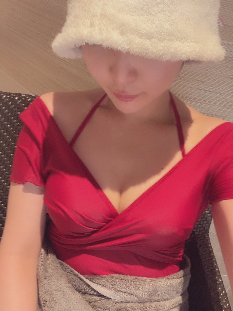 fairrin's tweet photo. 🧖 https://t.co/iK7TnSkSeE