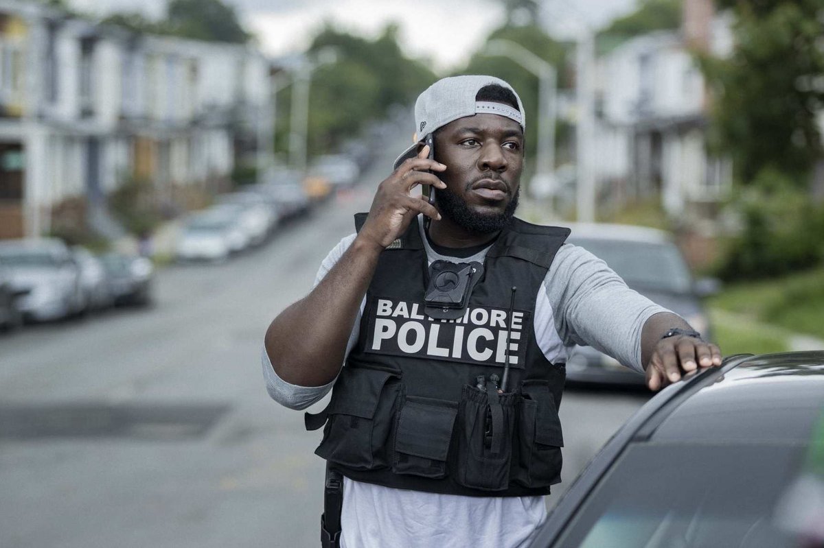 McKinleyBcubed's tweet photo. Tonight is the finale of #WeOwnThisCity Part 6 on @HBO! It’s an honor to tell this epic and eye-opening story. Huge thanks to @AoDespair for the chance to engage the hard questions in our work! Def feels like a way to BE the #change! After tonight you can binge it all on @hbomax https://t.co/S37dPx7yPt