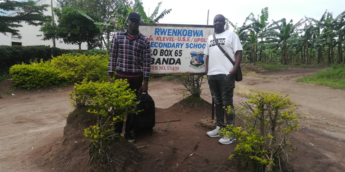 SteveUG's tweet image. Got up at 3 am Saturday to go to Ibanda to redo a computer lab's #NComputing setup, stood all day and part of the night. Boarded an uncomfortable bus back to K'la at 11 pm and now instead of resting, I am tweeting 😆.
That's the life of #RestlessTeachers