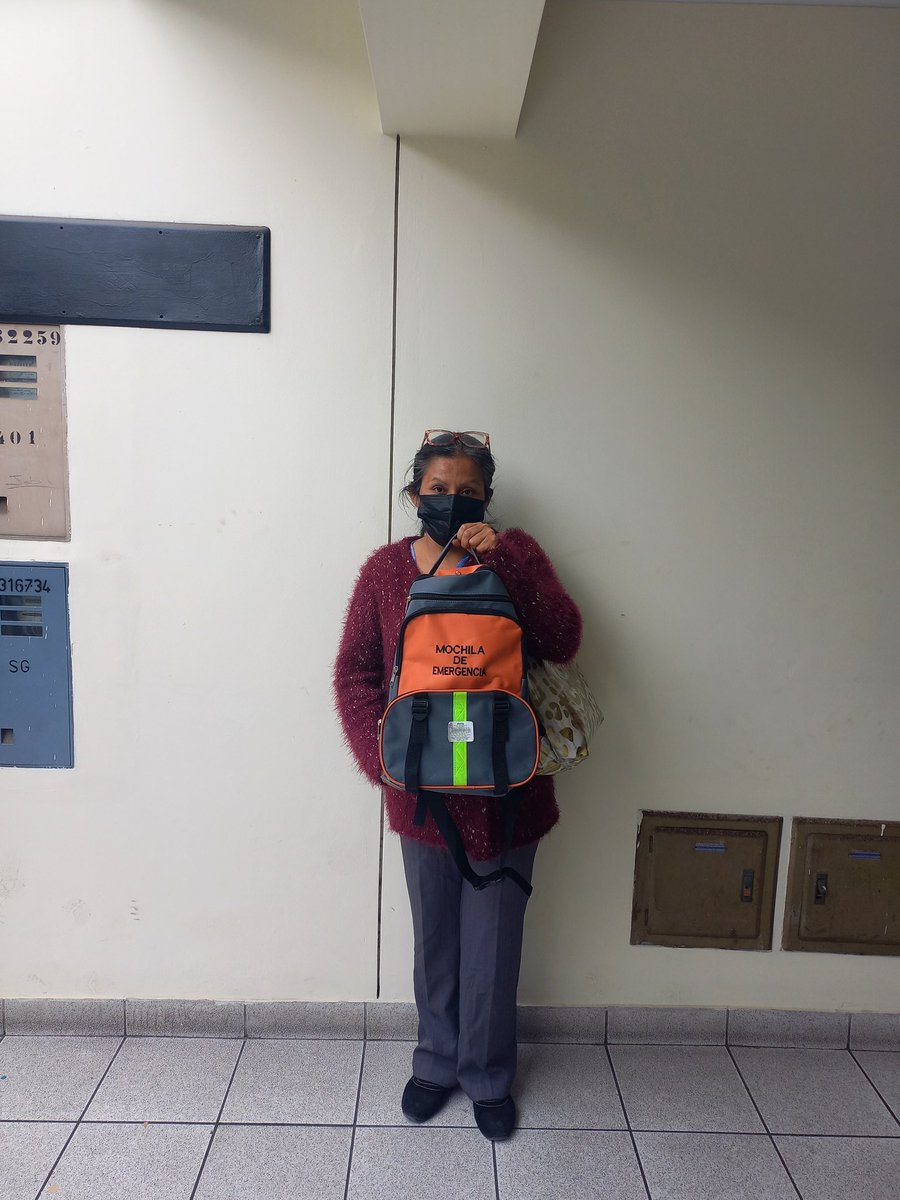 SafewallP's tweet photo. Mantengan la calma. Nuestra cliente se llevó su mochila de emergencia y hoy estará más preparada para cualquier evento. #Temblor #Sismo https://t.co/CmvkurIvbA