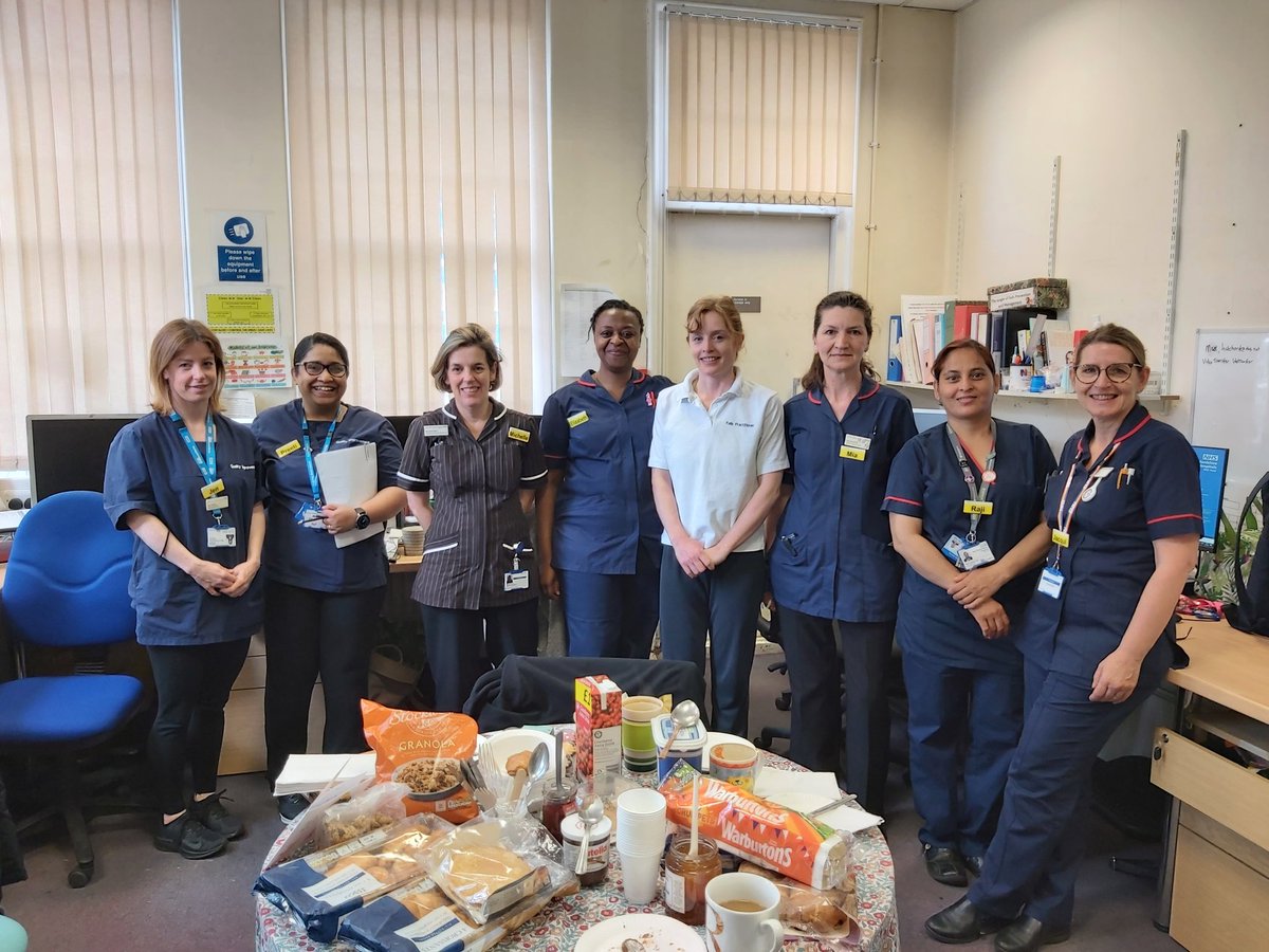 StopTheFalls (@fallsstop1) on Twitter photo Breakfast with Gemma, outgoing falls practitioner and welcoming Emily the new falls practitioner <a href="/WestHertsHFC/">Harm Free Care π</a> <a href="/MichelleBoot6/">MichelleBoot</a> <a href="/davidwthorpe1/">David Thorpe</a> <a href="/CarterTreacle/">Tracey Carter MBE</a> Breakfast with Gemma, outgoing falls practitioner and welcoming Emily the new falls practitioner <a href="/WestHertsHFC/">Harm Free Care π</a> <a href="/MichelleBoot6/">MichelleBoot</a> <a href="/davidwthorpe1/">David Thorpe</a> <a href="/CarterTreacle/">Tracey Carter MBE</a>
