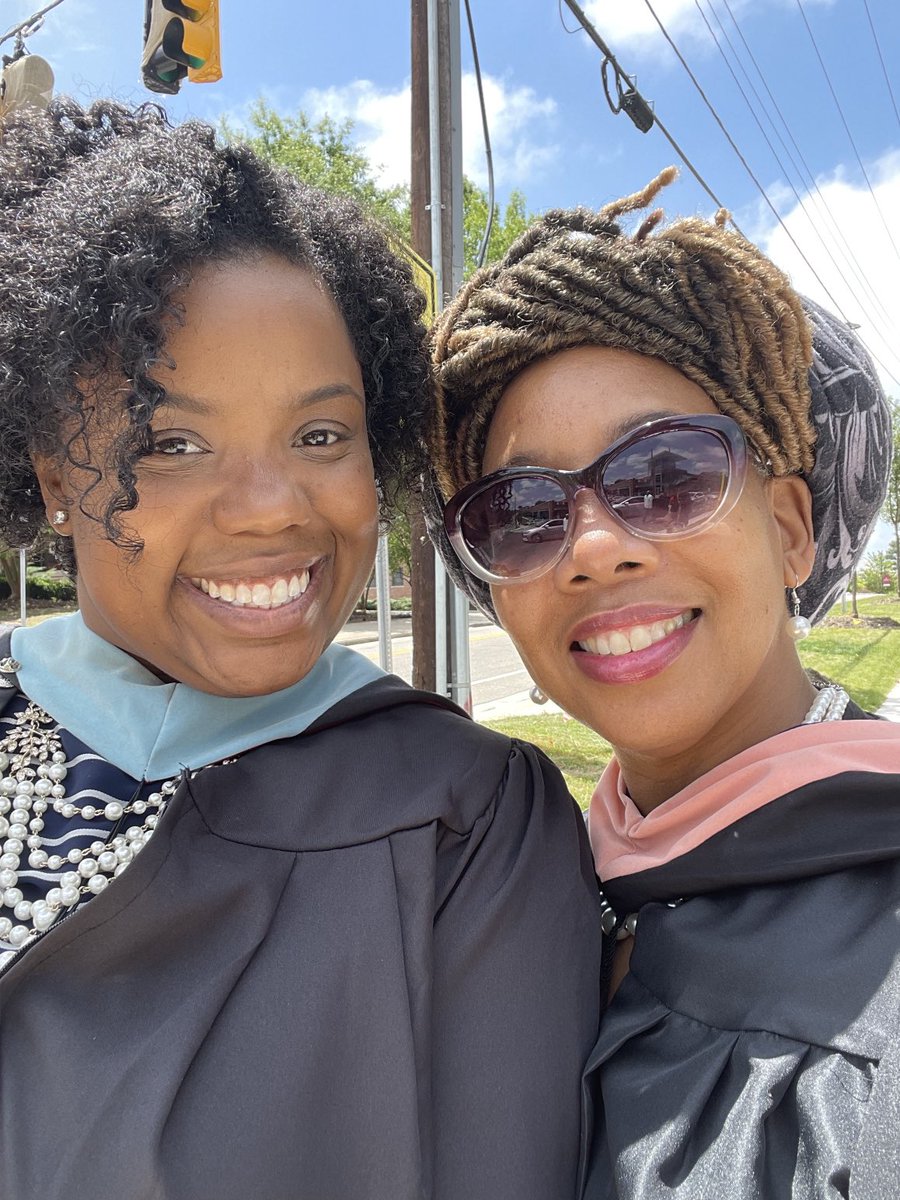 alyciaworthy08's tweet image. #PrettyGirlsWear20Pearls #AKAEducators #Science #CTE  #Endoftheschoolyear #CMAGraduation #WeareCMA