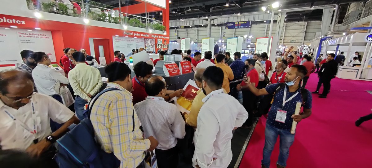TechNovaWorld's tweet photo. TechNova continues to pull crowds to its live demos of Duplo DDC 810 spot UV and Foil solution. Stand G16-18, Hall 09👈
#technova #printpack #printpack2022 #packaging #digitalplates #digitalpresses #3dprinter #digitalprintmedia #hp #markforged https://t.co/7arGja8BGY