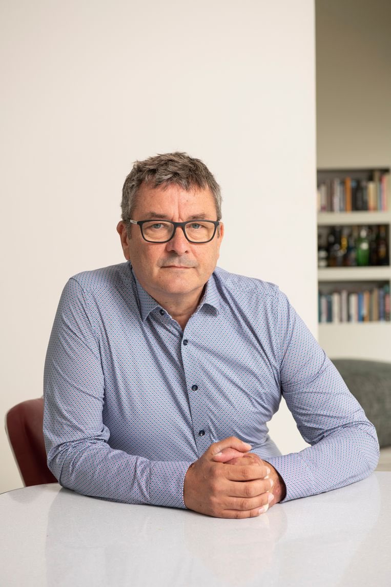 TomArgeerts's tweet photo. Dank u voor de vriendschap. Voor alle momenten van gedeeld geluk en gedeelde smart. Het is mooi geweest.  Ik gun je de rust nu. https://t.co/BWj7sOeLax